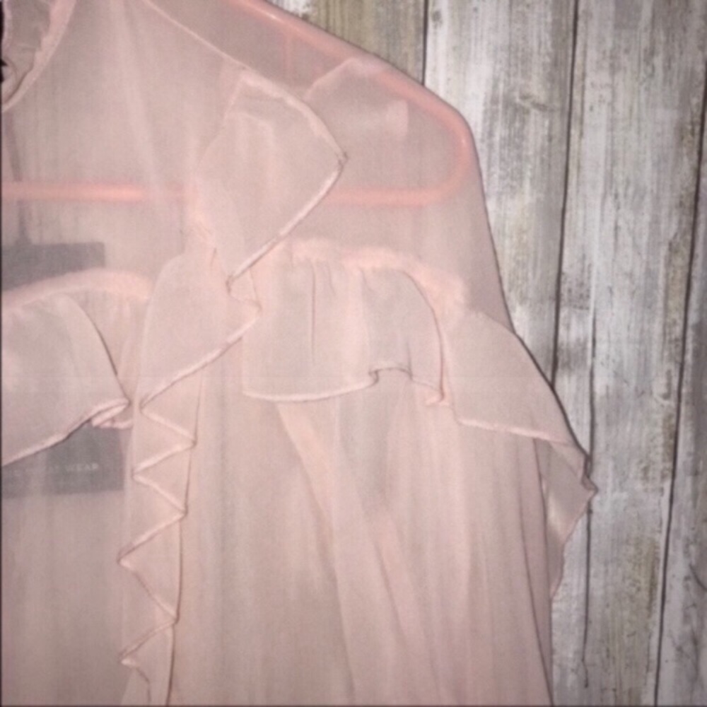 NWT Who What Wear Blush Ruffle Blouse - Picture 4 of 6